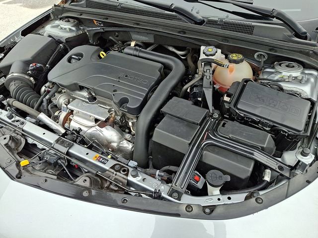 Used 2023 Chevrolet Malibu LT FWD image 29