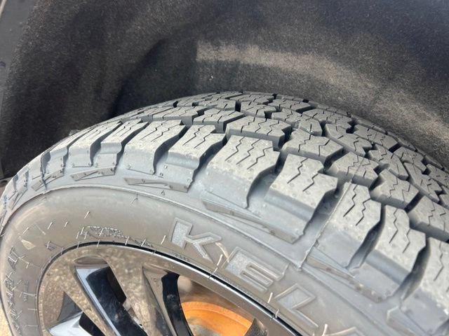 Used 2020 Jeep Grand Cherokee Altitude AWD/4WD image 30