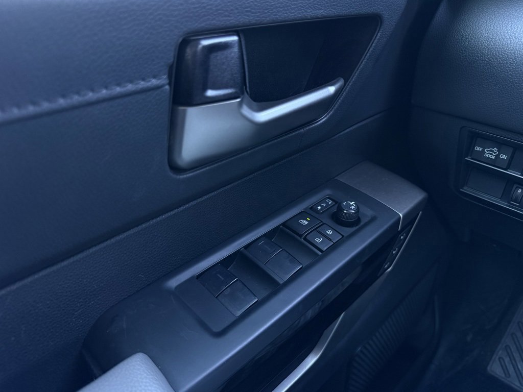 Used 2023 Toyota Tundra Limited image 12