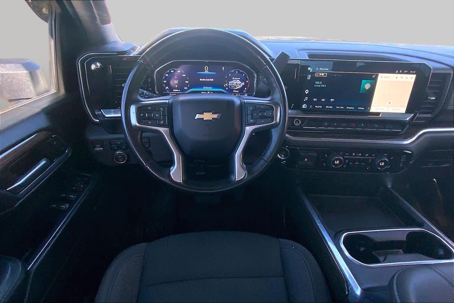 Used 2024 Chevrolet Silverado 2500 LT AWD/4WD image 6