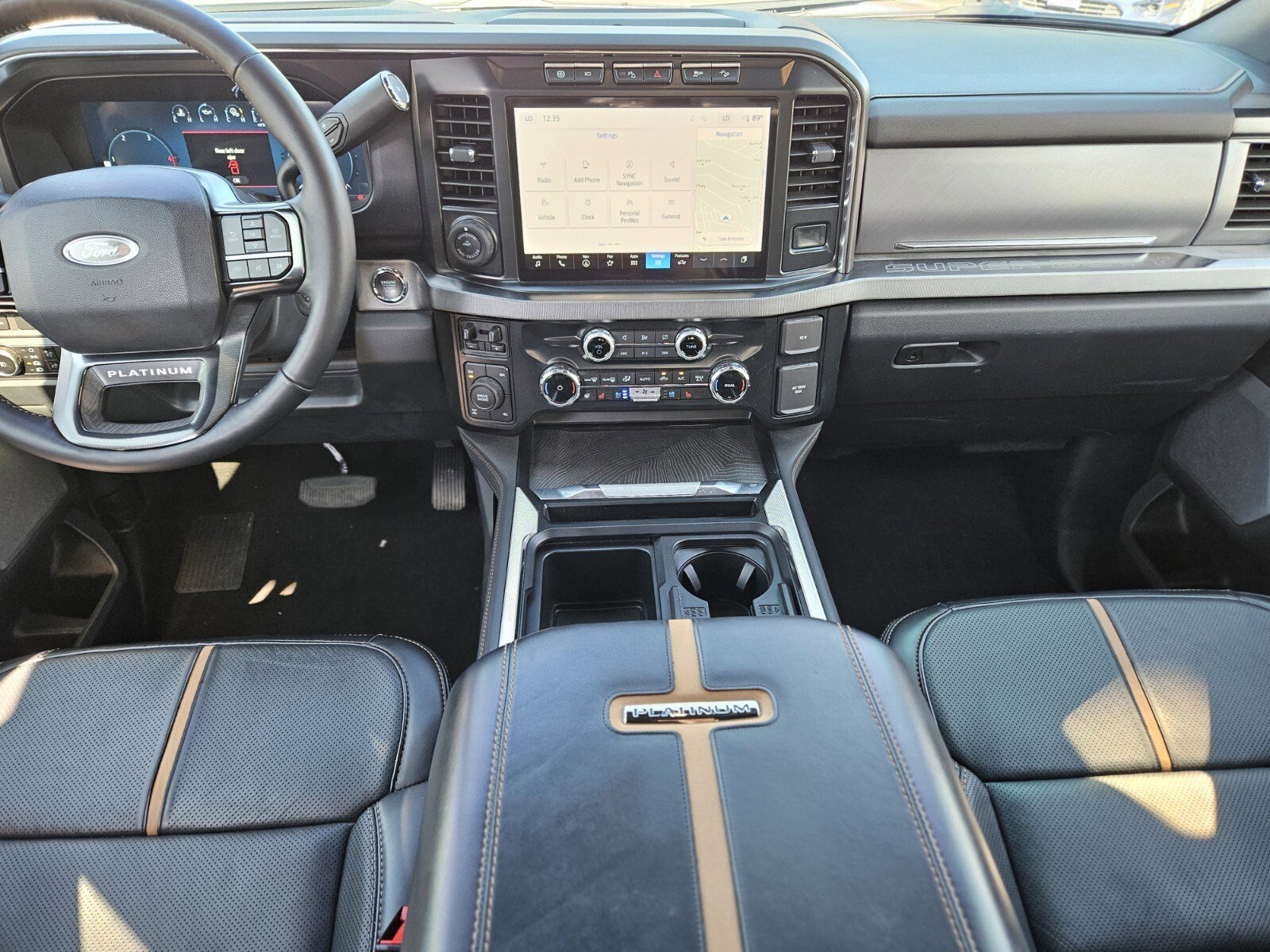 Certified 2024 Ford F250 Platinum w/ FX4 Off-Road Package image 16