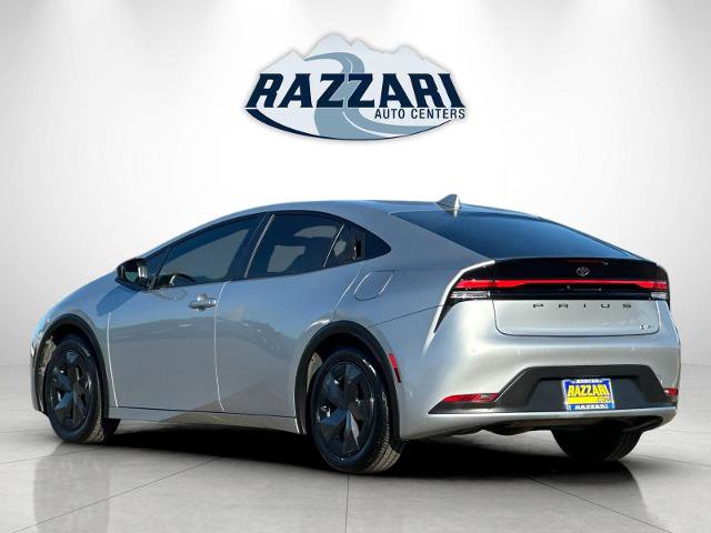 Used 2024 Toyota Prius LE image 5