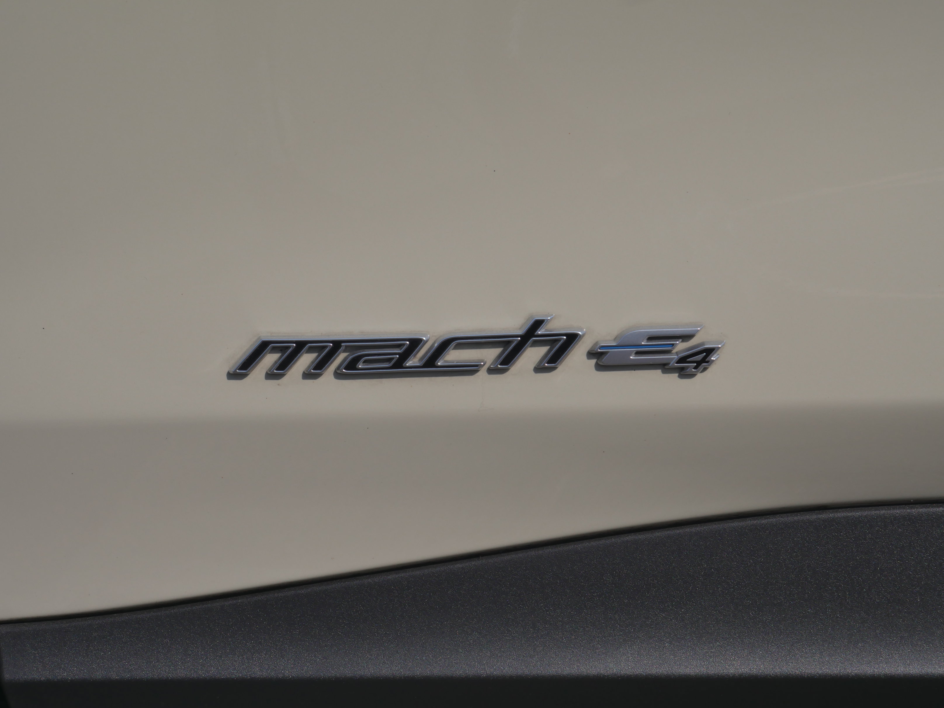 Certified 2025 Ford Mustang Mach-E Premium AWD/4WD image 20