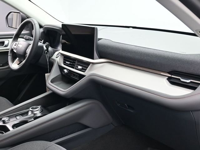 Certified 2026 Ford Explorer Active RWD image 29