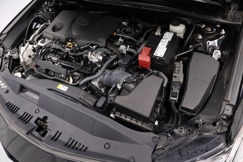 Used 2022 Toyota Camry SE w/ Convenience Package FWD image 17