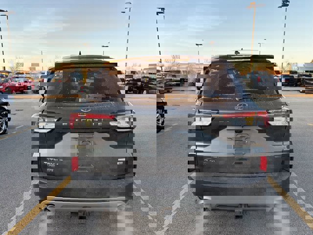 Certified 2020 Ford Escape Titanium image 5