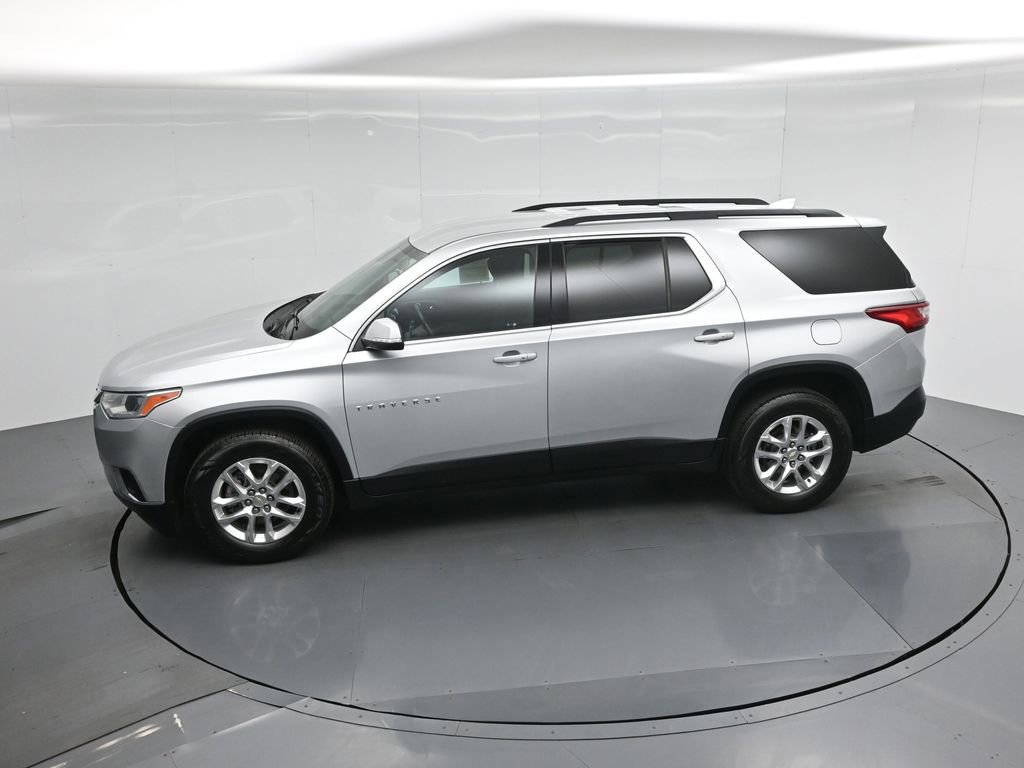 Used 2021 Chevrolet Traverse LT image 22
