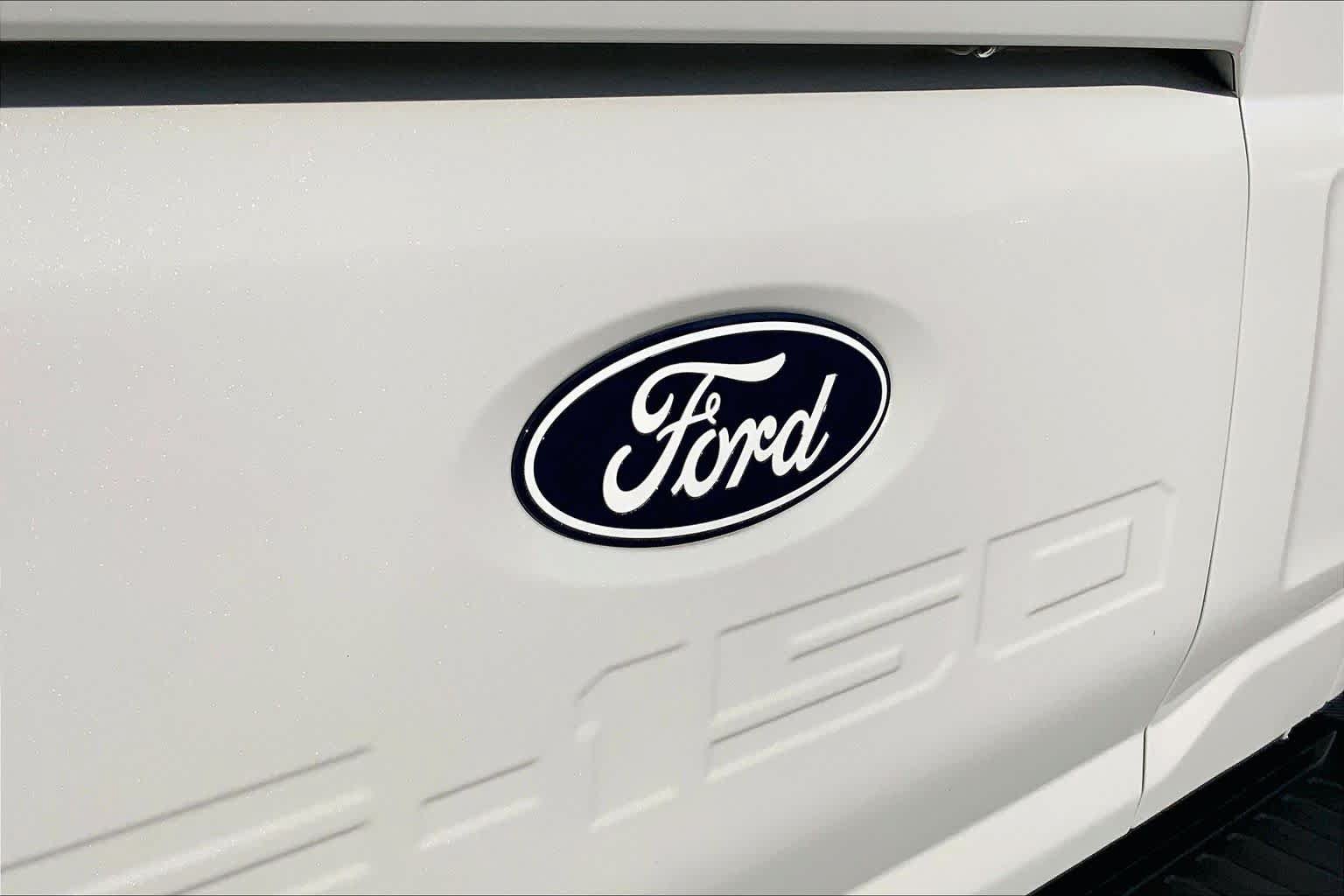 Certified 2025 Ford F150 King Ranch w/ FX4 Off-Road Package AWD/4WD image 19