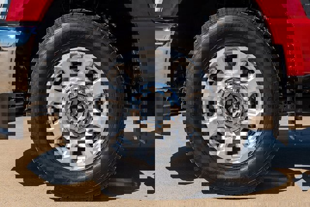 Certified 2024 Ford F250 XLT image 5