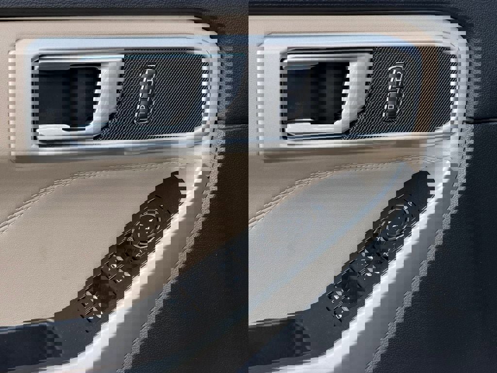 Certified 2022 Ford Explorer XLT w/ Equipment Group 202A image 23