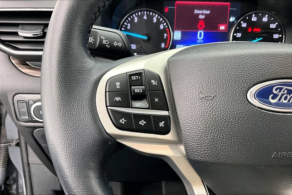 Certified 2023 Ford Explorer Limited w/ Limited Technology Package AWD/4WD image 18