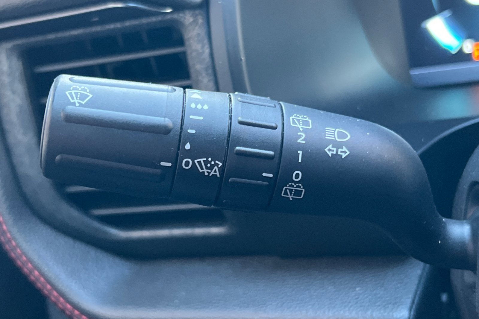 Certified 2022 Ford Expedition Limited image 37