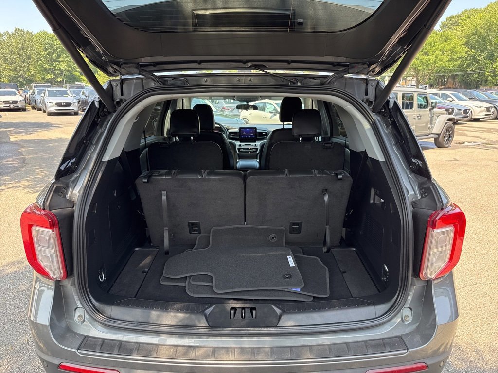 Certified 2023 Ford Explorer XLT w/ Equipment Group 202A image 30