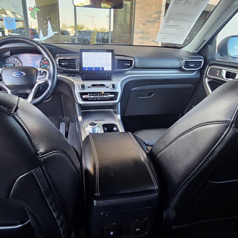 Certified 2023 Ford Explorer XLT w/ Equipment Group 202A image 13