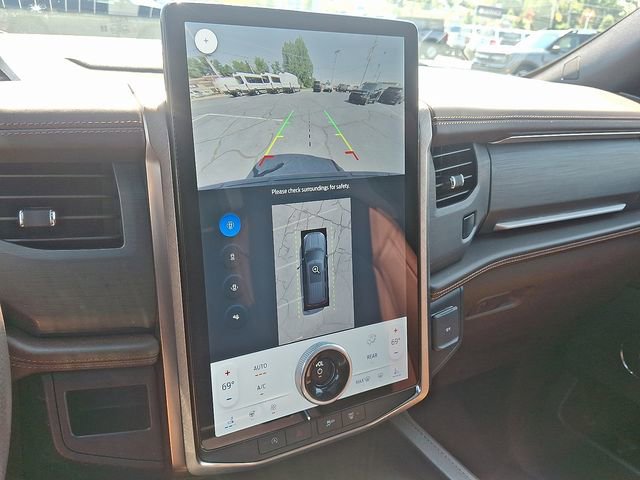 Certified 2024 Ford Expedition Max King Ranch image 18
