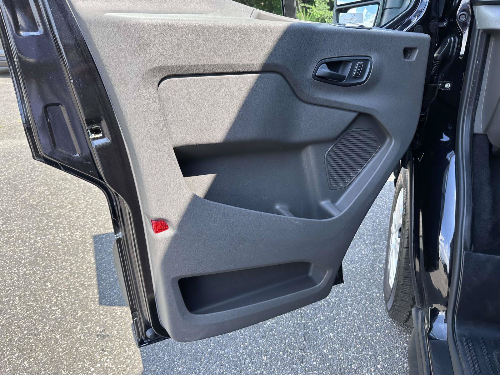 Certified 2025 Ford Transit 350 XLT RWD image 10