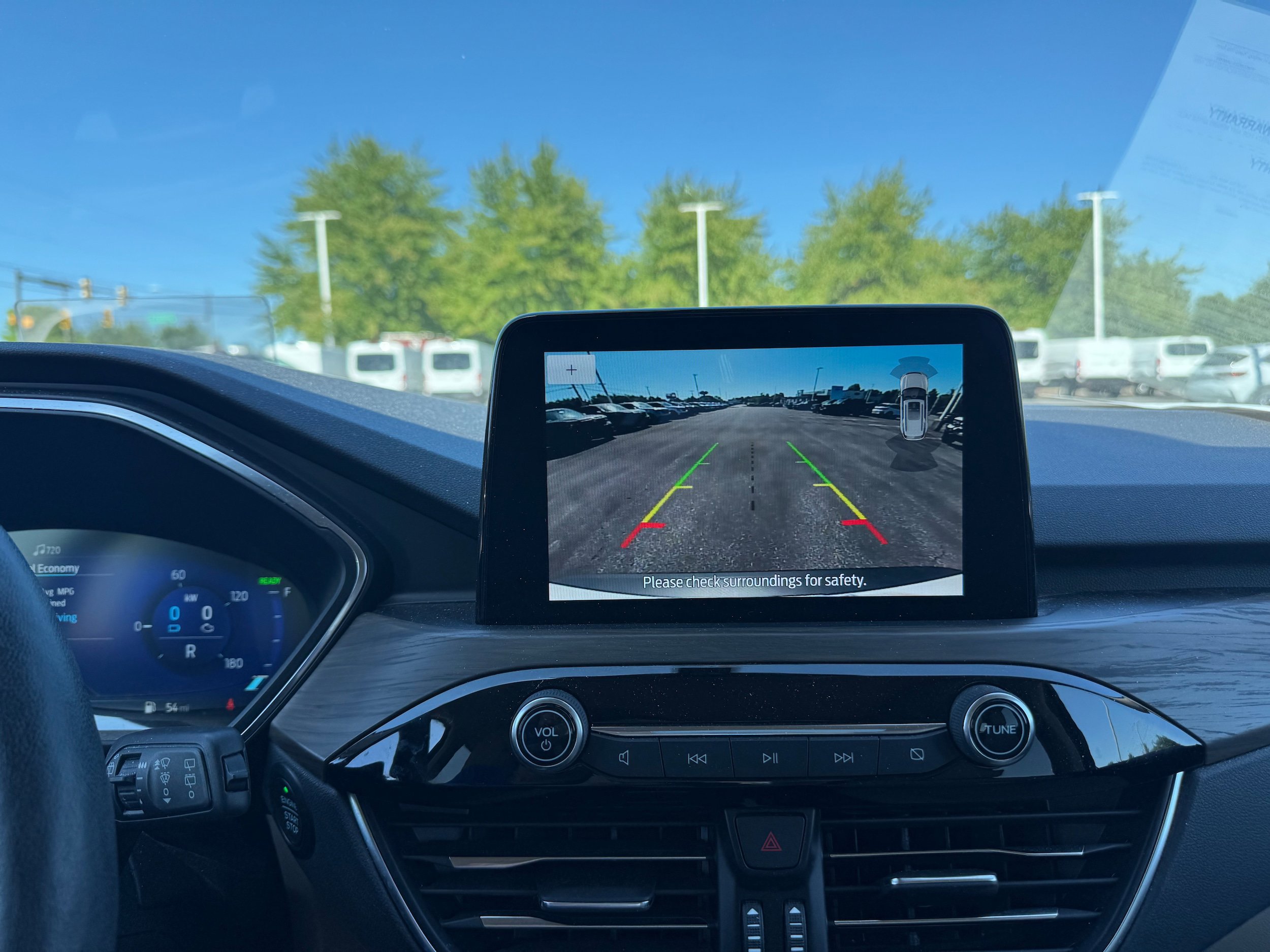 Certified 2020 Ford Escape Titanium AWD/4WD image 20