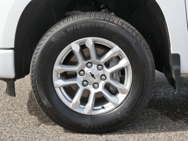 Used 2026 Chevrolet Silverado 1500 RST AWD/4WD image 11