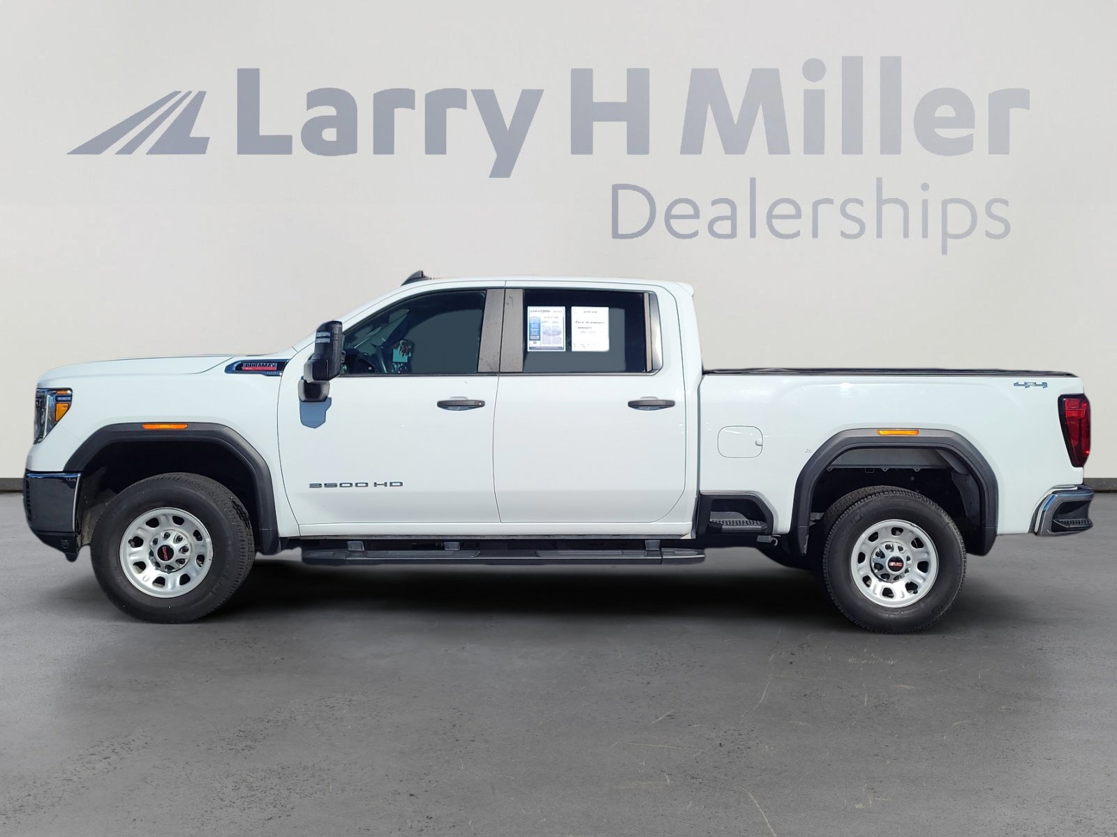 Used 2023 GMC Sierra 3500 Pro w/ Gooseneck/5TH Wheel Package image 2