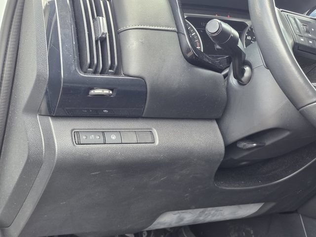Used 2022 Nissan Pathfinder SV FWD image 19