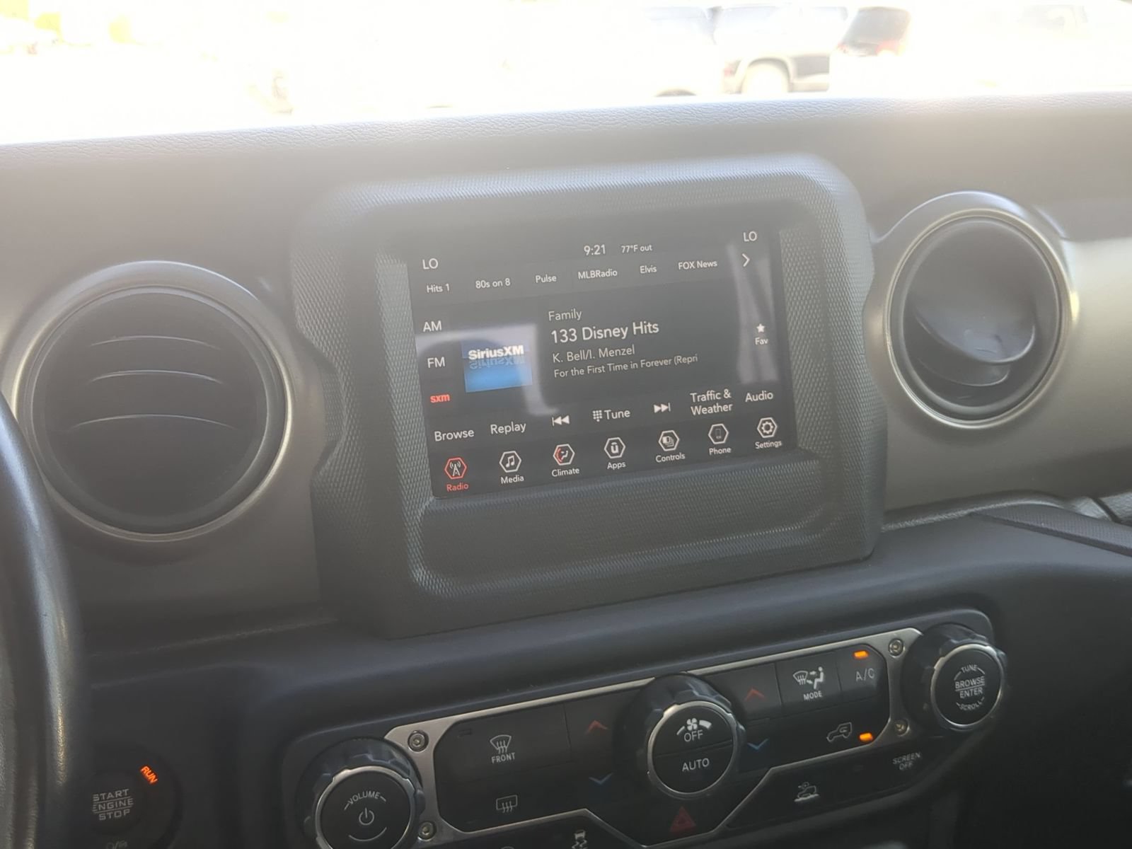 Used 2021 Jeep Gladiator Sport AWD/4WD image 20