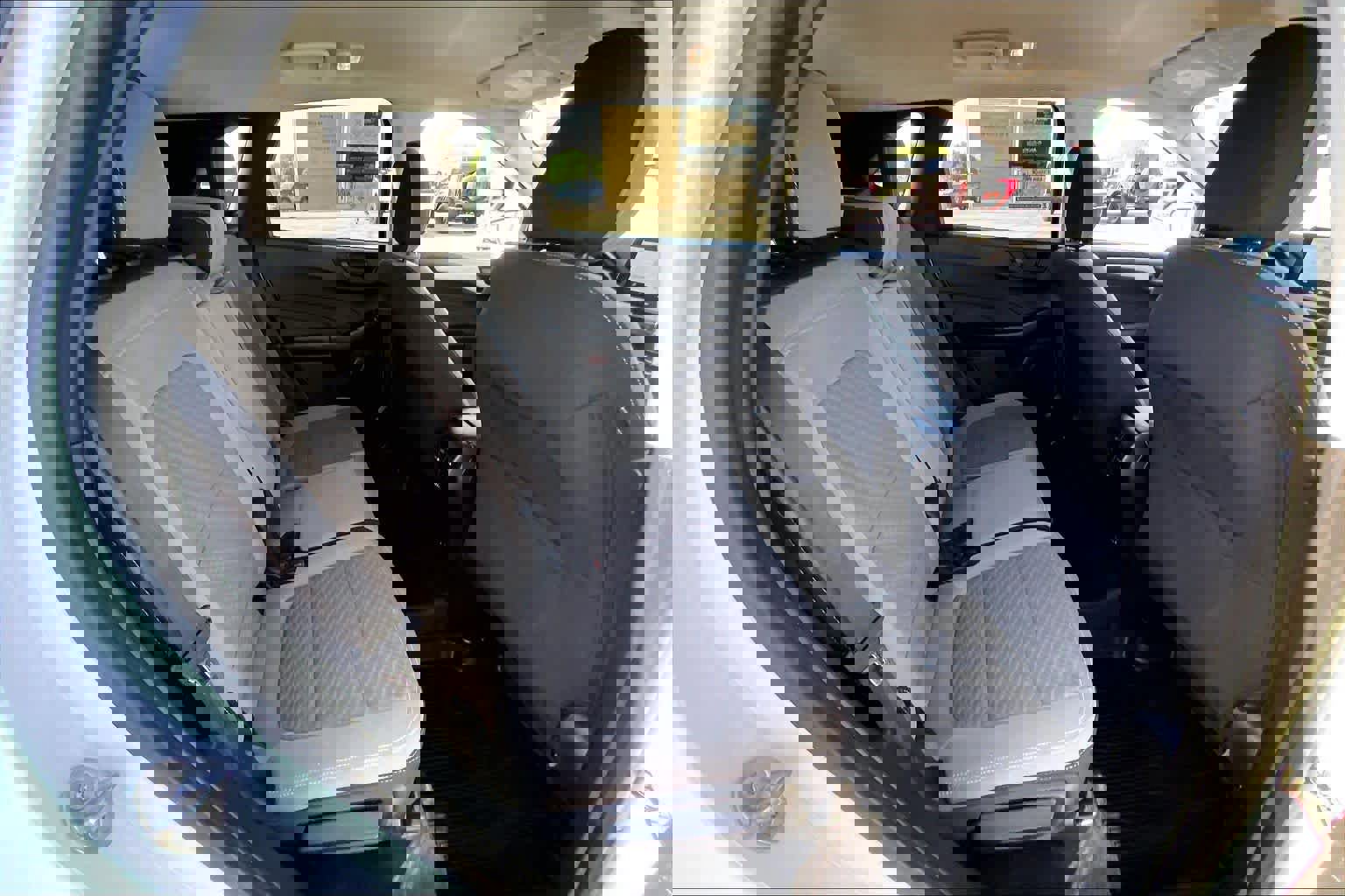 Certified 2022 Ford Escape SE w/ SE Sport Appearance Package FWD image 18