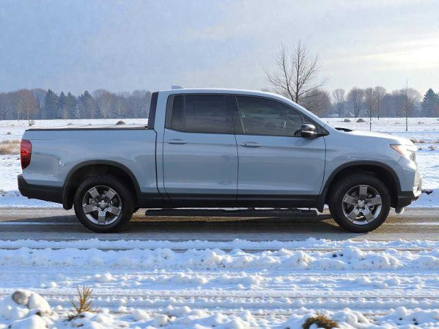 Used 2024 Honda Ridgeline Black Edition image 7