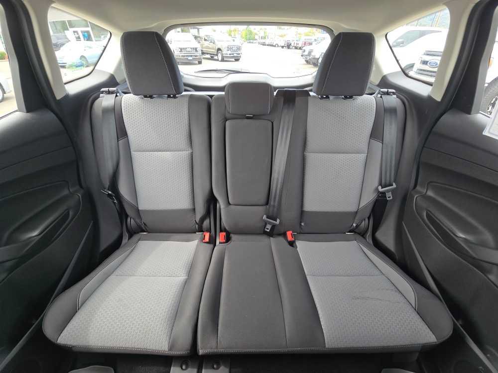 Certified 2017 Ford C-MAX Energi SE FWD image 17