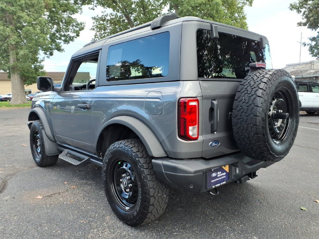 Certified 2023 Ford Bronco 2-Door AWD/4WD image 4