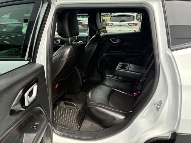 Used 2023 Jeep Compass Trailhawk AWD/4WD image 13