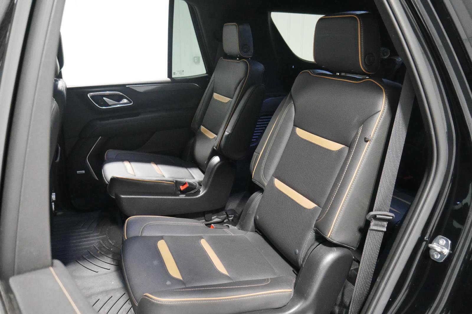 Used 2022 GMC Yukon AT4 w/ Max Trailering Package image 11