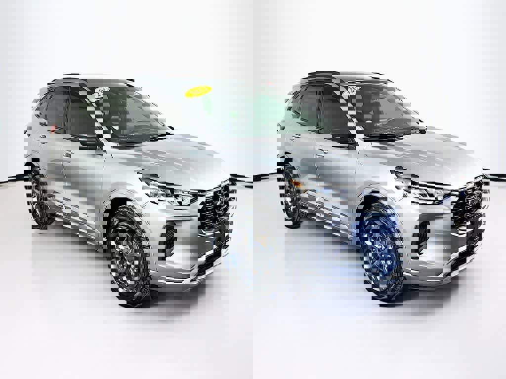 Certified 2023 Ford Escape ST-Line image 24