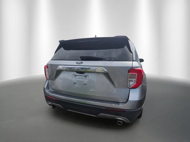 Certified 2022 Ford Explorer Limited w/ Equipment Group 301A RWD image 3
