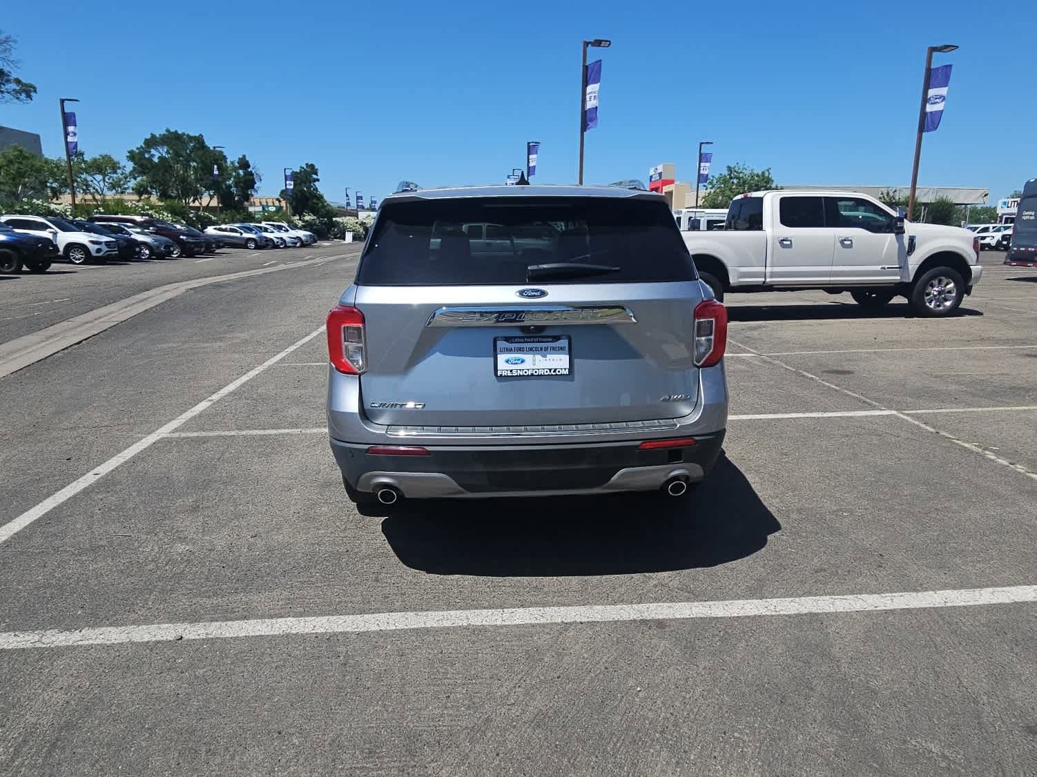 Certified 2023 Ford Explorer Limited AWD/4WD image 7