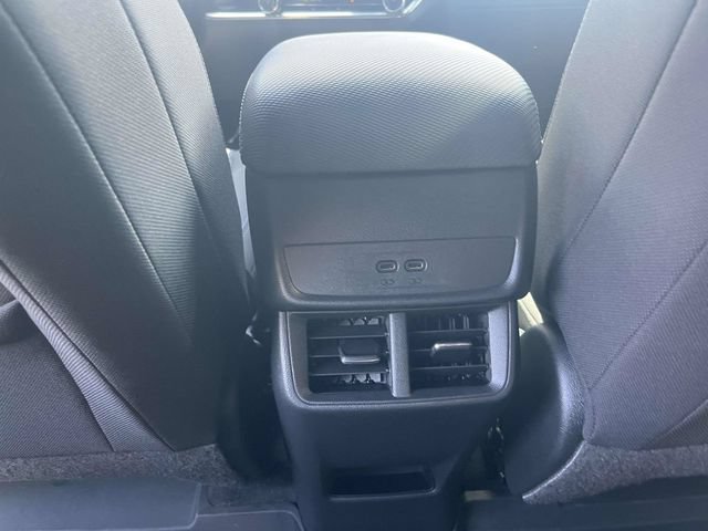 Used 2026 Chevrolet Equinox LT w/ Safety and Technology Package FWD image 15