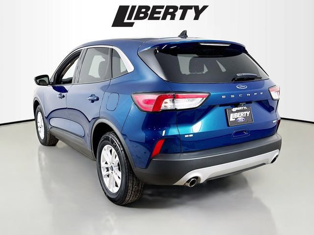 Certified 2020 Ford Escape SE image 3