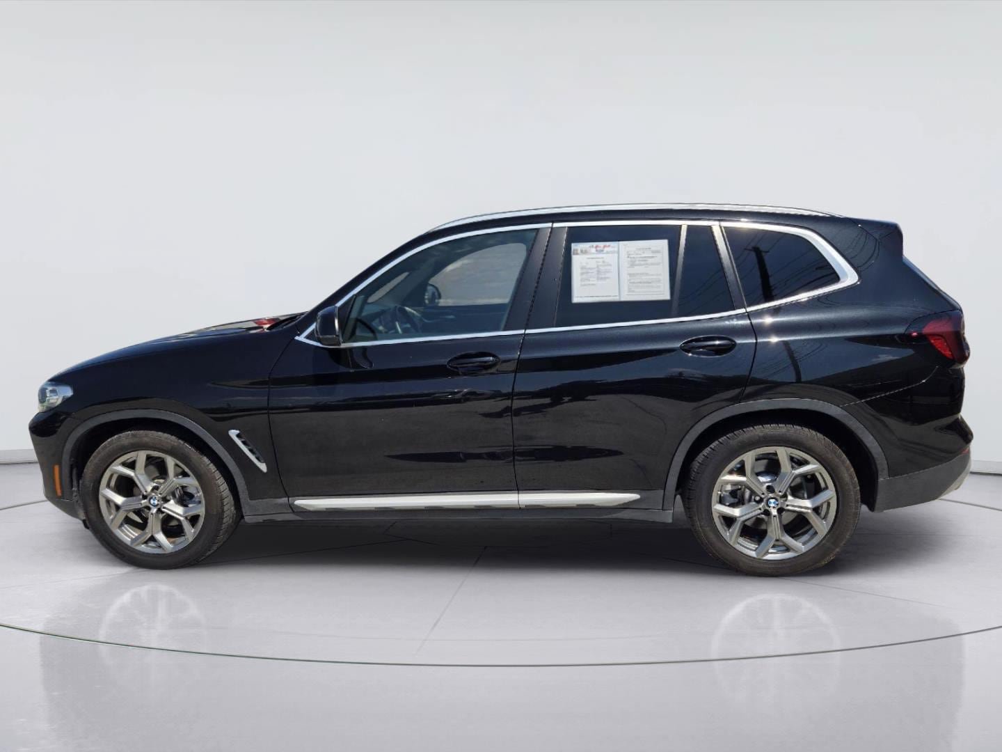 Used 2023 BMW X3 sDrive30i w/ Convenience Package RWD image 5