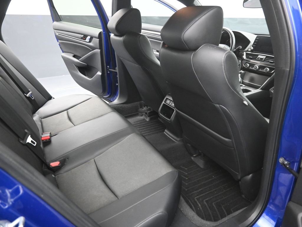 Used 2022 Honda Accord Sport image 10