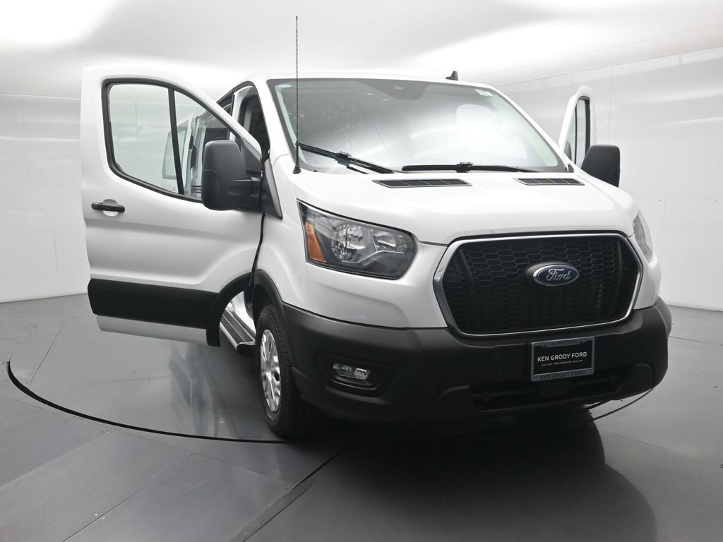 Certified 2025 Ford Transit 250 Low Roof w/ Exterior Upgrade Package RWD image 27