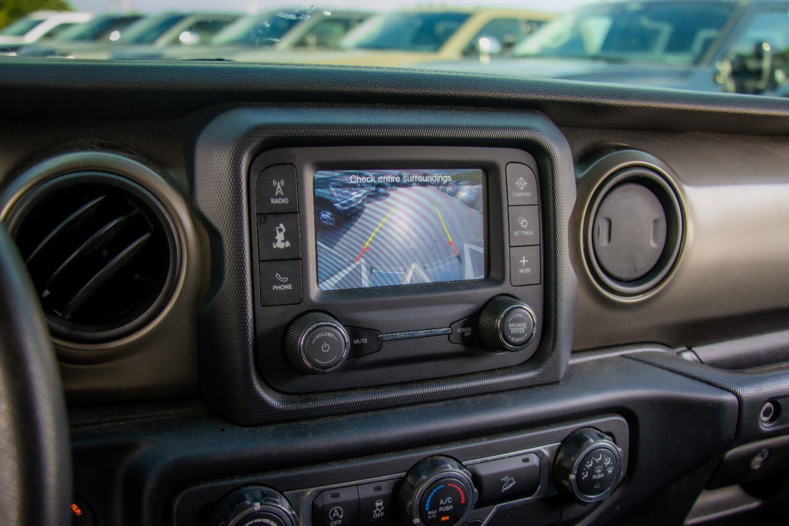 Used 2019 Jeep Wrangler Unlimited Sport AWD/4WD image 10
