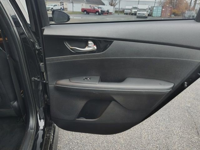 Used 2021 Kia Forte GT-Line image 28