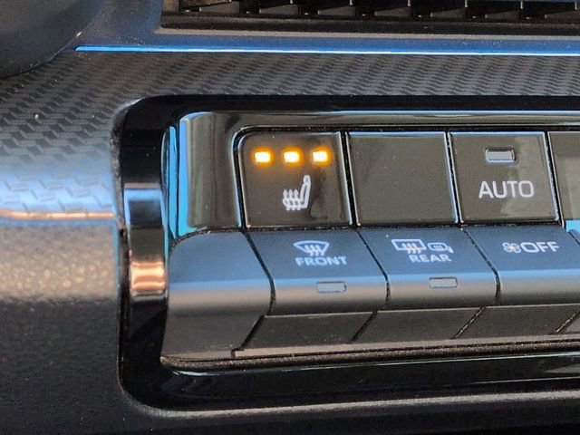 Used 2024 Toyota Prius Limited image 23