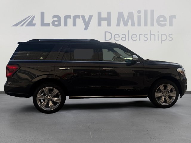 Certified 2024 Ford Expedition Platinum AWD/4WD image 6