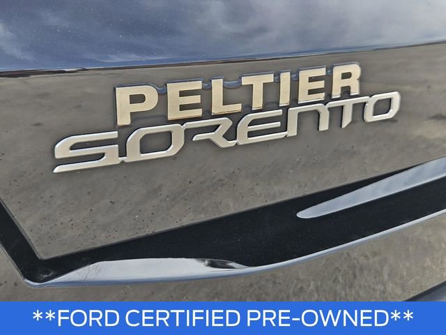 Used 2024 Kia Sorento EX w/ Panoramic Sunroof Package FWD image 8