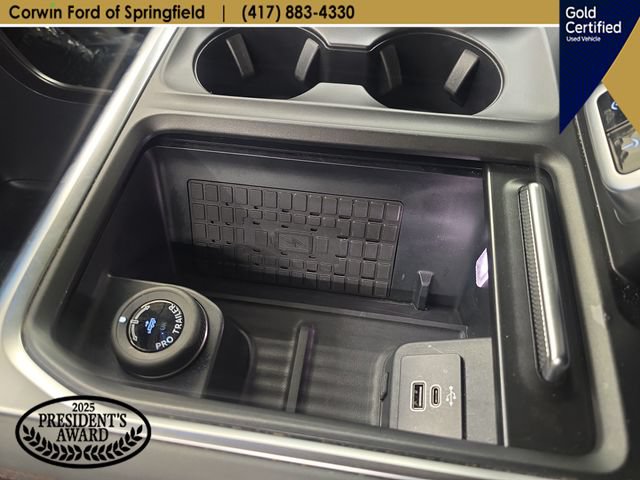 Certified 2025 Ford Expedition Active AWD/4WD image 33