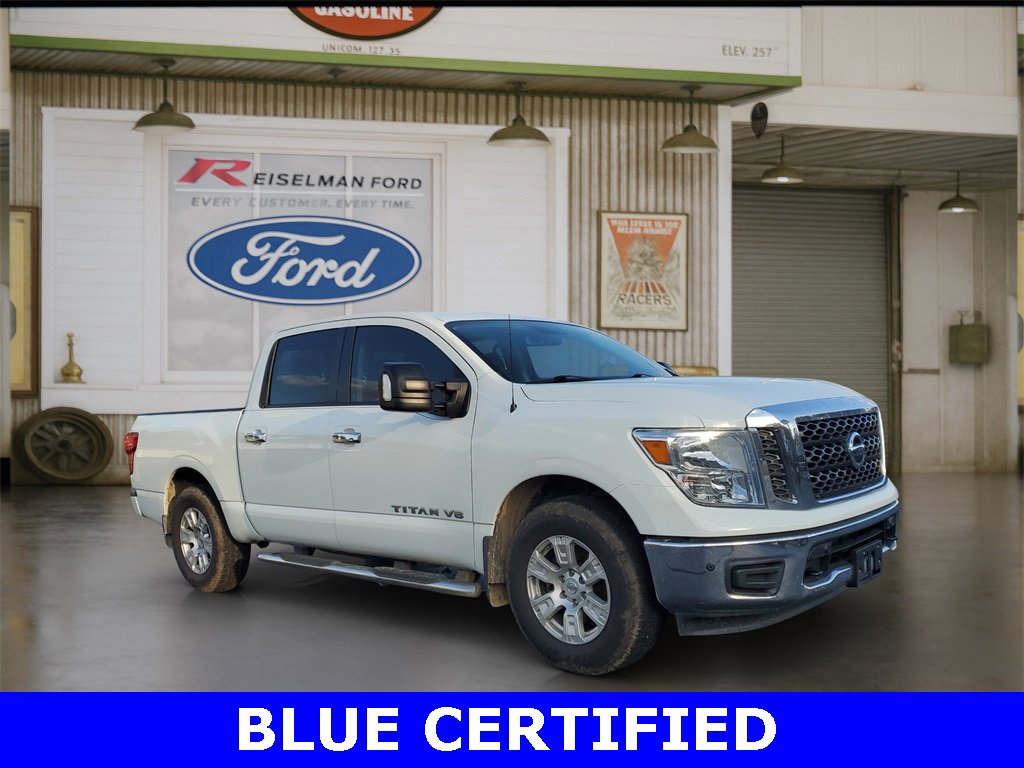 Used 2018 Nissan Titan SV w/ SV Convenience Package