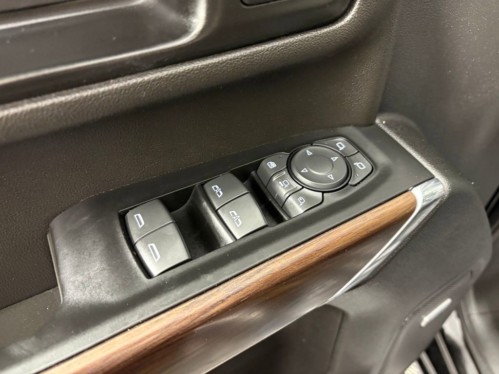 Used 2022 GMC Sierra 3500 SLT w/ SLT Premium Package image 14