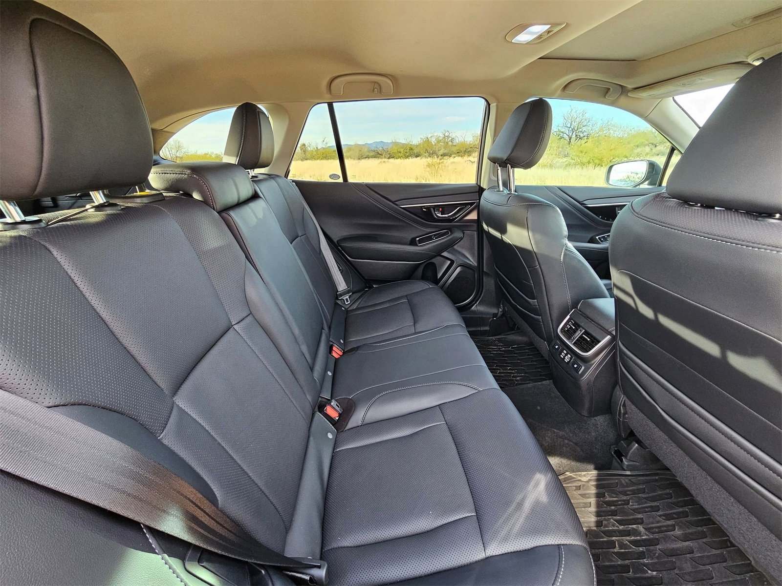 Used 2024 Subaru Outback Limited image 23