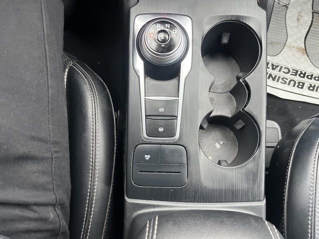 Certified 2021 Ford Escape SEL image 29
