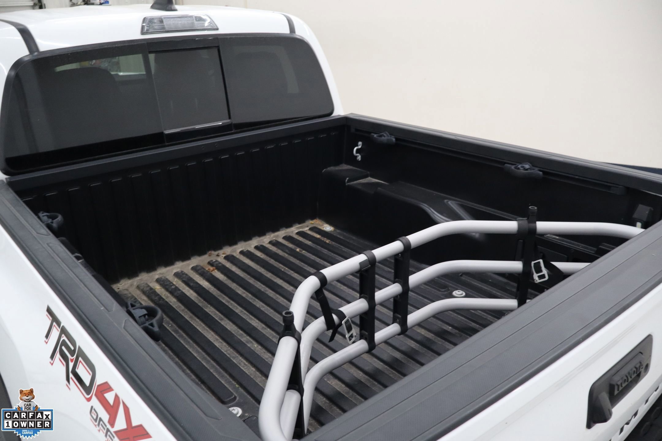 Used 2023 Toyota Tacoma TRD Off-Road w/ Technology Package image 32